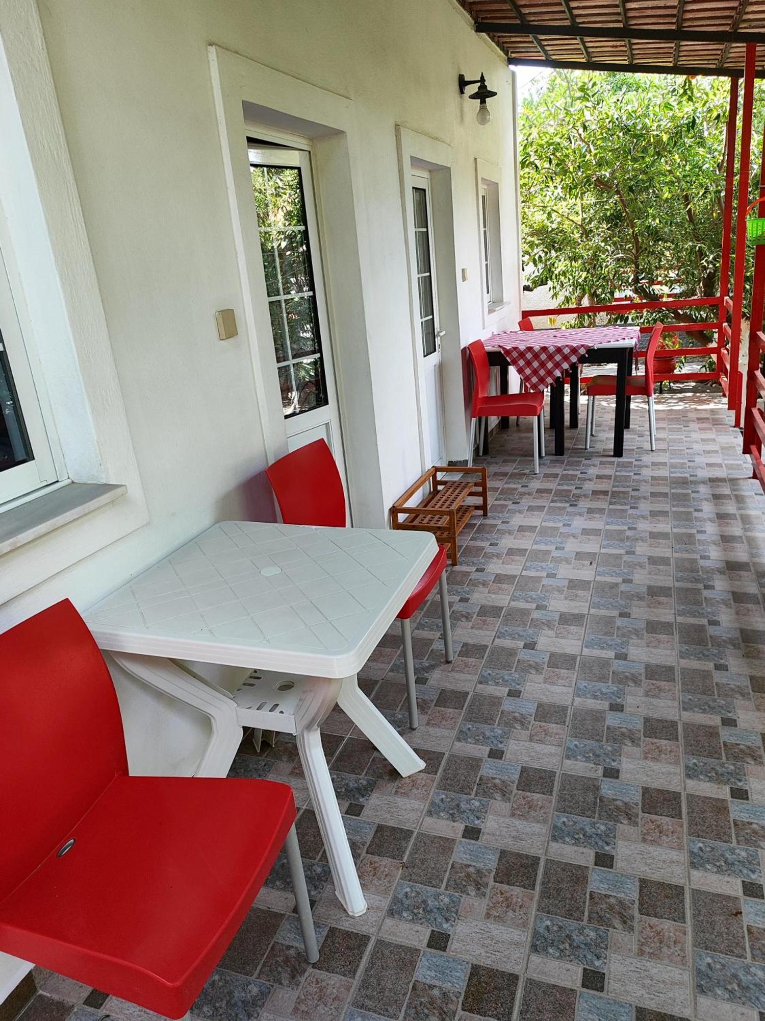 Cottonclub Villas Toló Kültér fotó
